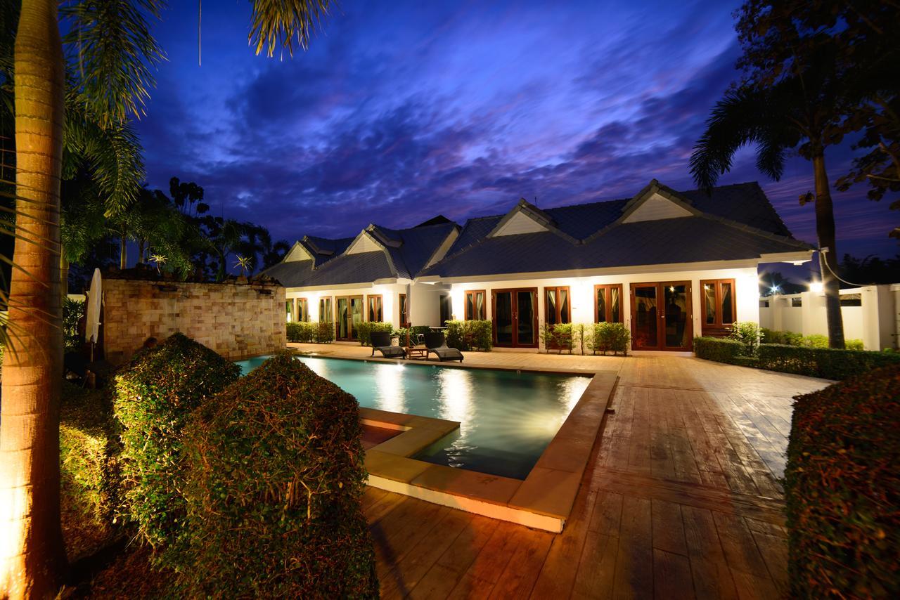 Rungnara Pool Villa Ban Ban San Sai Esterno foto
