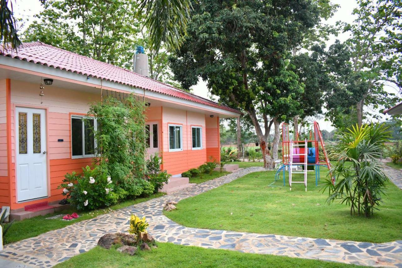 Rungnara Pool Villa Ban Ban San Sai Esterno foto